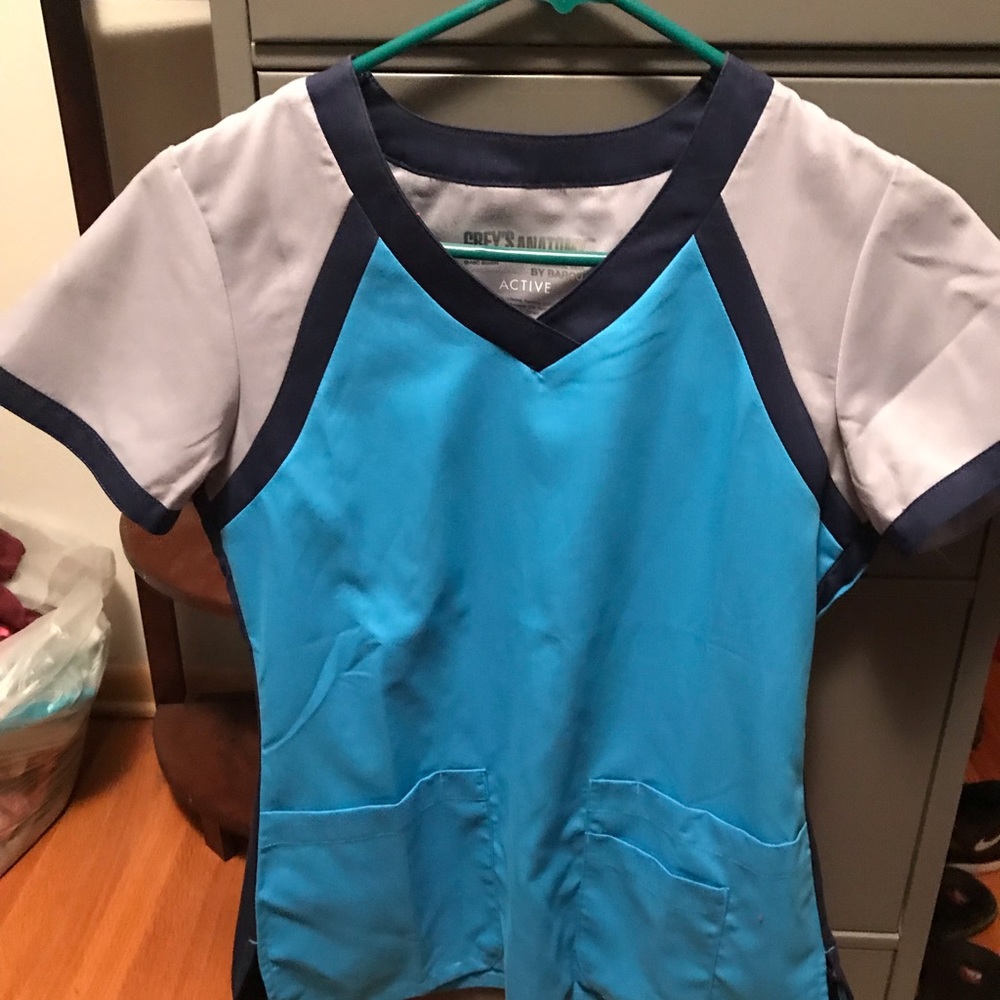 Women’s Greys Anatomy Scrub top